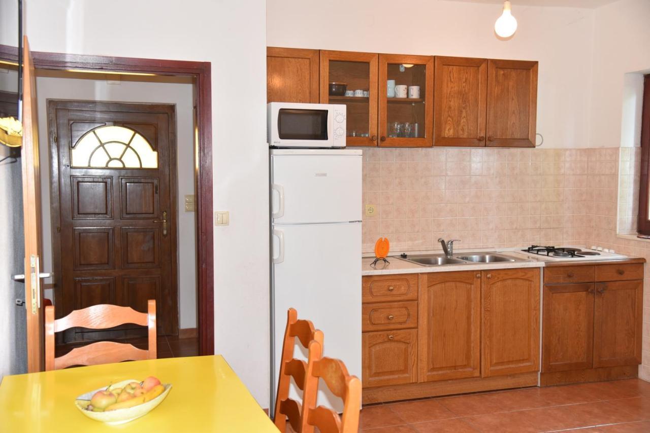 See View Apartment 2 Mimice Exterior photo